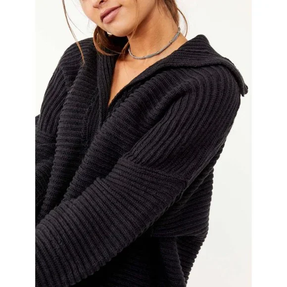 🎉LAST CHANCE🎉 NWT Free People Marlie Pullover / Black - Picture 1 of 7